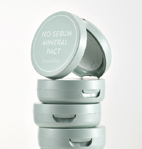 INNISFREE NO-SEBUM MINERAL PACT (8.5g)